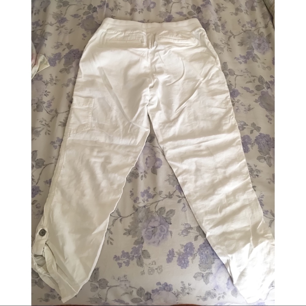 Sonoma white capri pants size 6